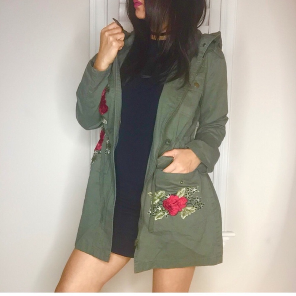 Utility Floral patch jacket